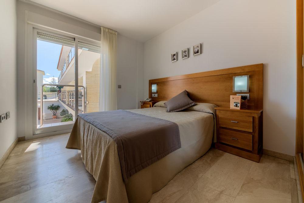 Hotel Apartamentos Loto Conil Conil De La Frontera Eksteriør bilde