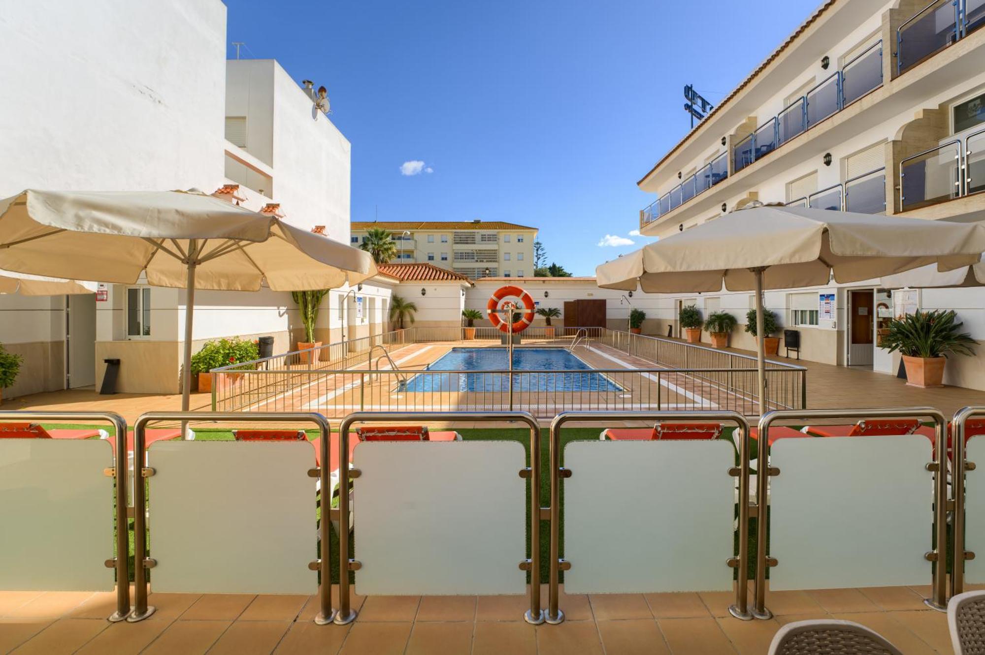 Hotel Apartamentos Loto Conil Conil De La Frontera Eksteriør bilde