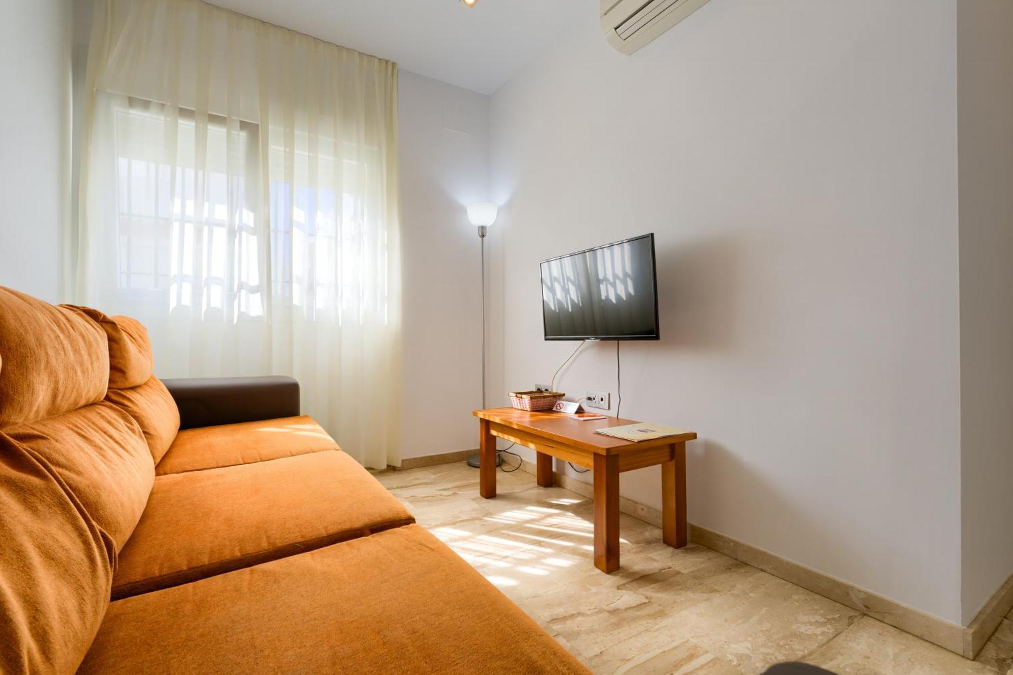 Hotel Apartamentos Loto Conil Conil De La Frontera Eksteriør bilde