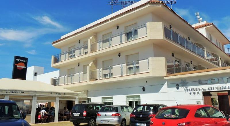 Hotel Apartamentos Loto Conil Conil De La Frontera Eksteriør bilde