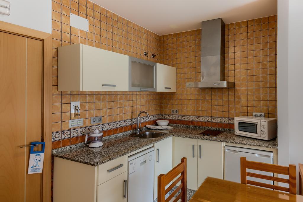 Hotel Apartamentos Loto Conil Conil De La Frontera Eksteriør bilde