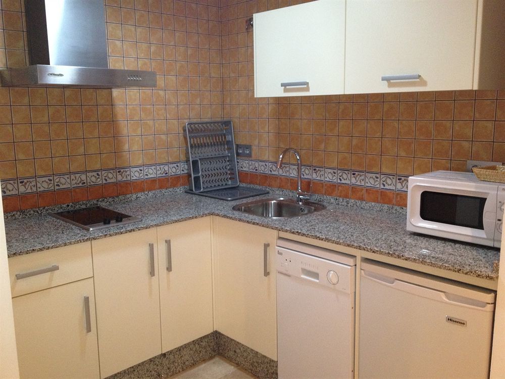 Hotel Apartamentos Loto Conil Conil De La Frontera Eksteriør bilde