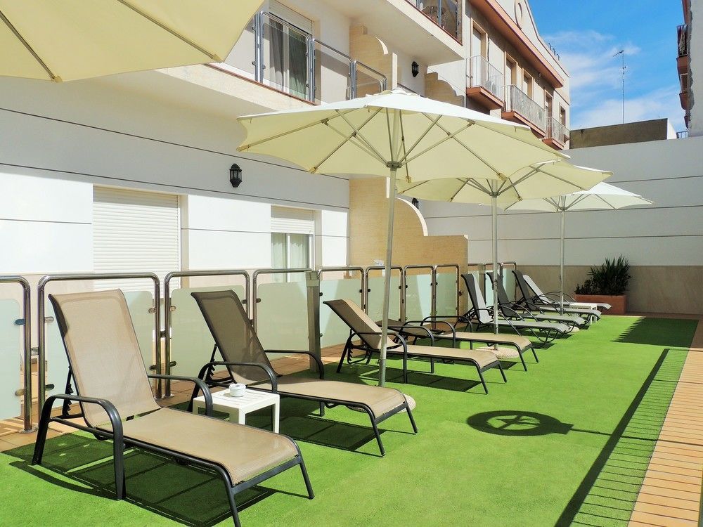 Hotel Apartamentos Loto Conil Conil De La Frontera Eksteriør bilde